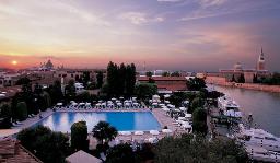 Hotel Cipriani External