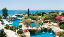 Le Meridien Limassol Spa and Resort External