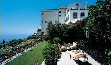 Hotel Caruso External