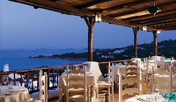 Hotel Romazzino External