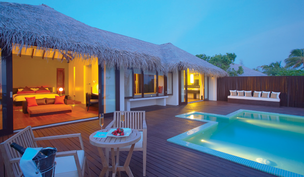 maldives maldiverna zitahli kuda funafaru villa pool