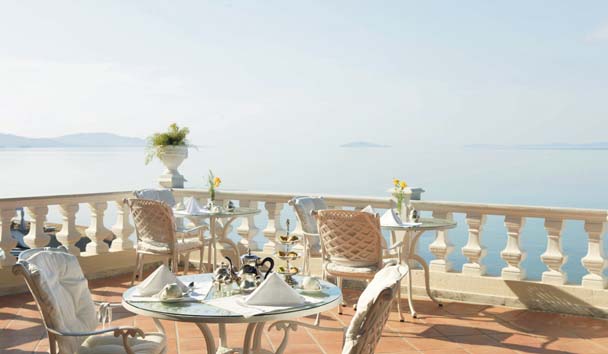 Danai Beach Resort & Villas