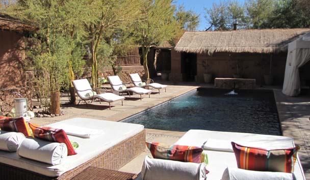 Awasi Hotel
