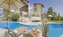 Villa Flamingos, Spain