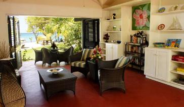 East Winds Inn,  St Lucia