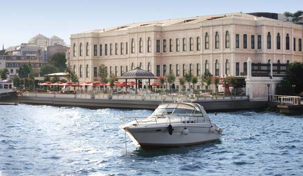 Four Seasons Hotel Istanbul at the Bosphorus