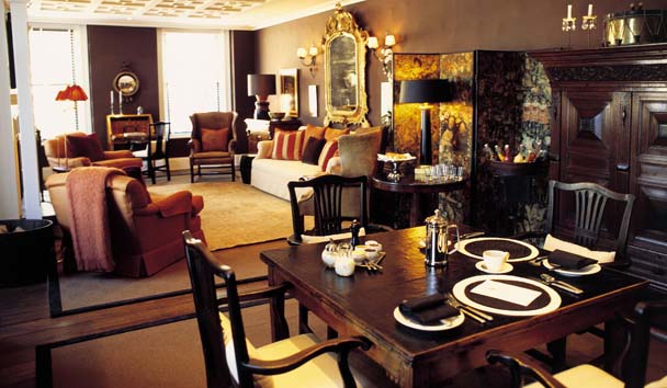 Dining & Gourmet at Eichardt's Private Hotel