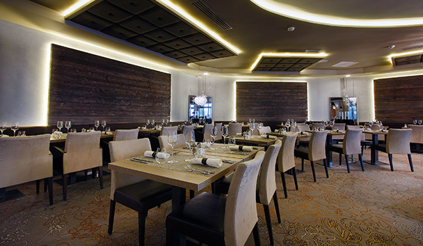 Dining & Gourmet at Hotel Koh-I Nor