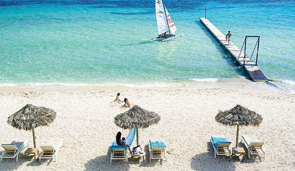 Luxury Beach at Forte Village - Villa del Parco & SPA