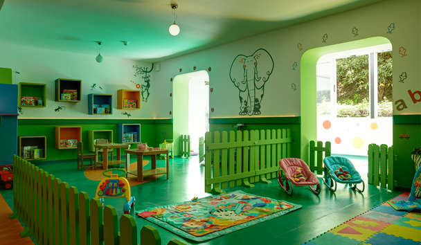 Luxury Family Holidays at Eagles Villas