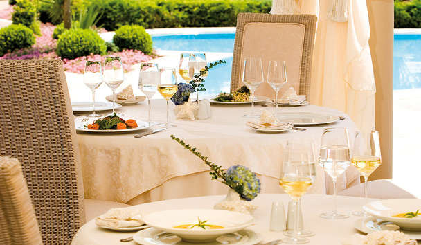 Dining & Gourmet at Sani Asterias