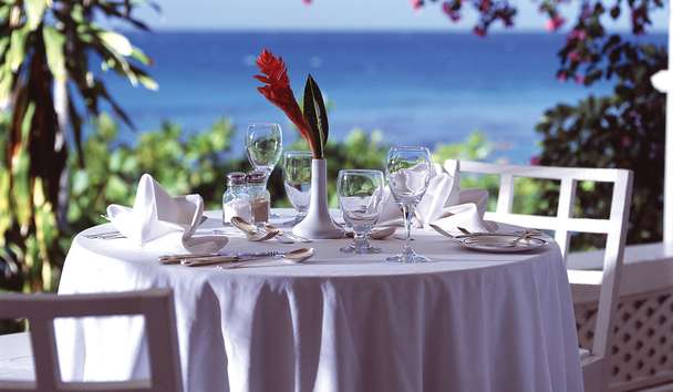Romance at Round Hill Hotel and Villas