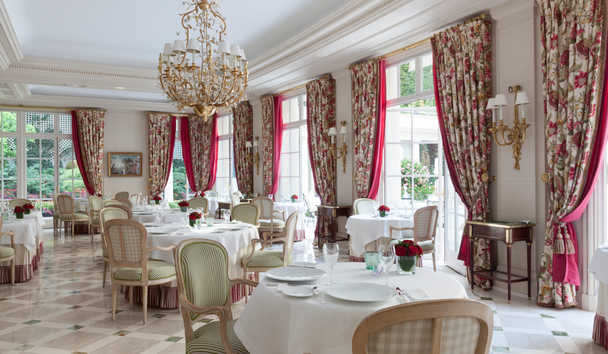 Dining & Gourmet at Le Bristol Paris